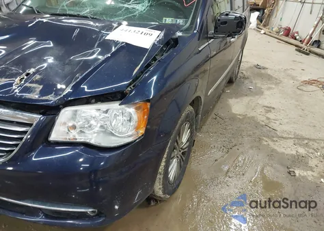 2016 Chrysler Town & Country Touring-L Anniversary Edition from USA, damaged, VIN 2C4RC1CG2GR223394